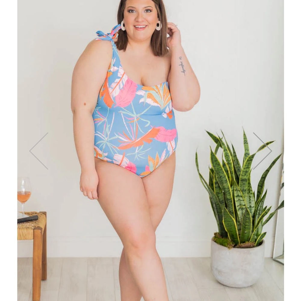 NWT Pink Lilly Bathing Suit